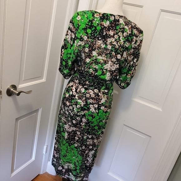 EC Stockholm Atelier & Other Stories Green Floral Print Wrap Dress, Size 4 - Picture 2 of 13